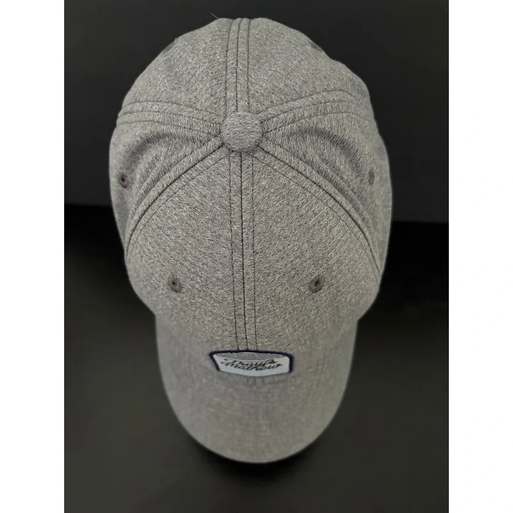 TravisMathew Mens Baseball Cap Flexfit L-XL Gray Heathered Logo Patch Hat